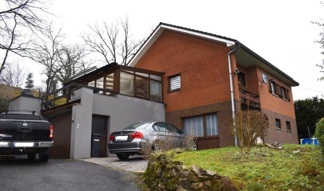 Les Cinq Francais Villa Nismes Exterior photo